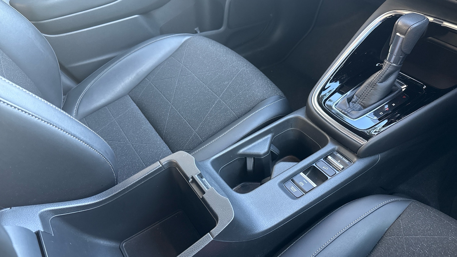 Used Honda HR-V 2023 for sale - 77071001: Photo 25