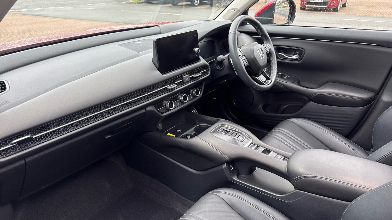 Used Honda ZR-V 2024 for sale - 76393583: Photo 2