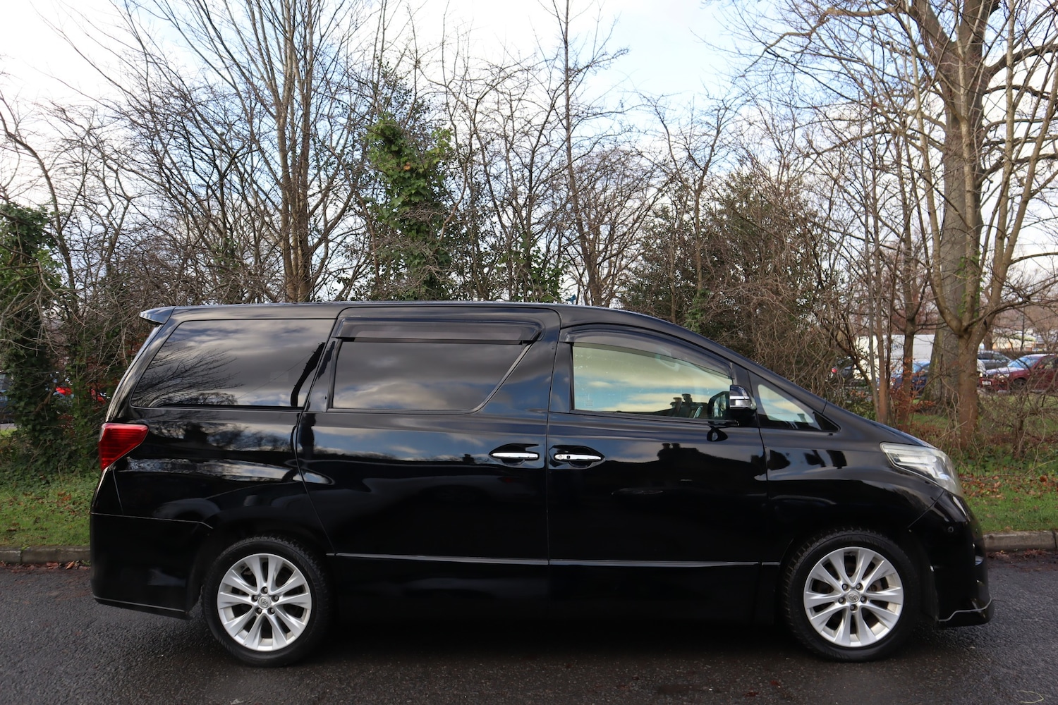 Used Toyota Alphard 2008 for sale - 77008929: Photo 2