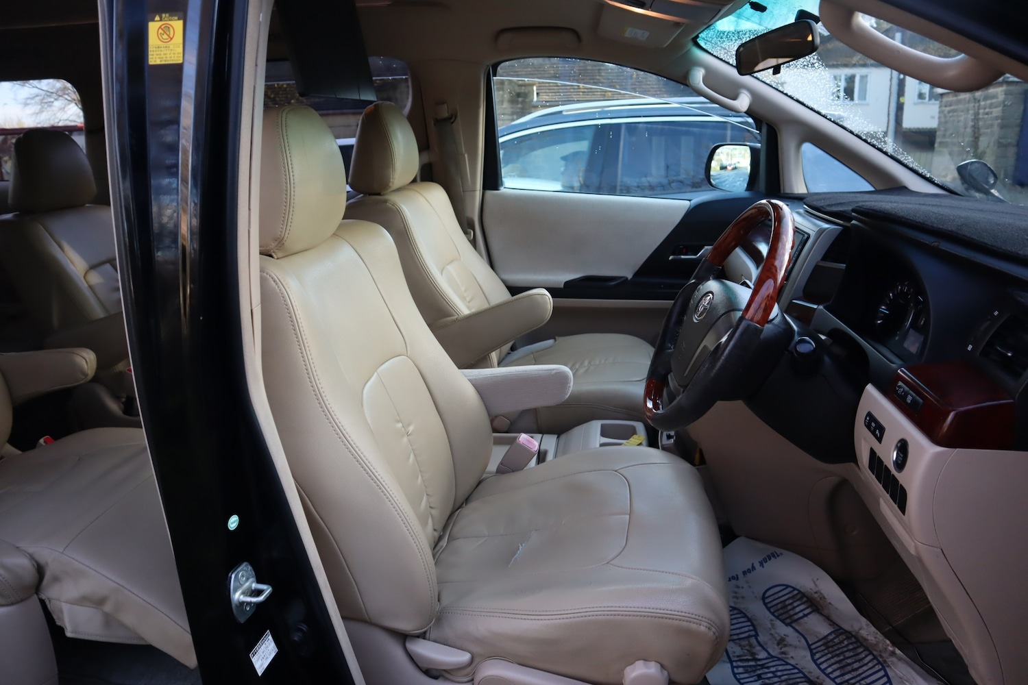 Used Toyota Vellfire 2010 for sale - 77241099: Photo 11