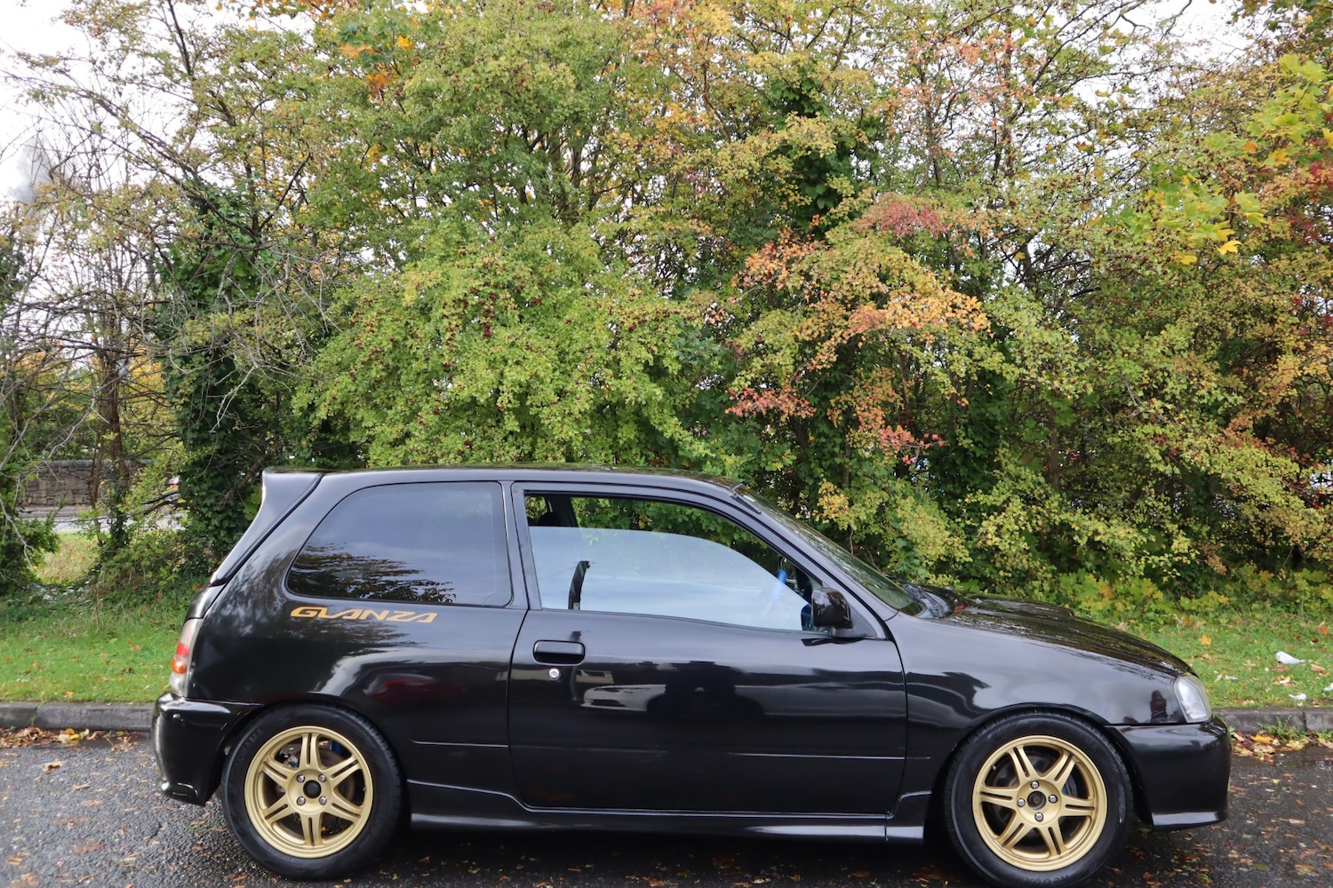Used Toyota Starlet 1999 for sale - 76177639: Photo 2