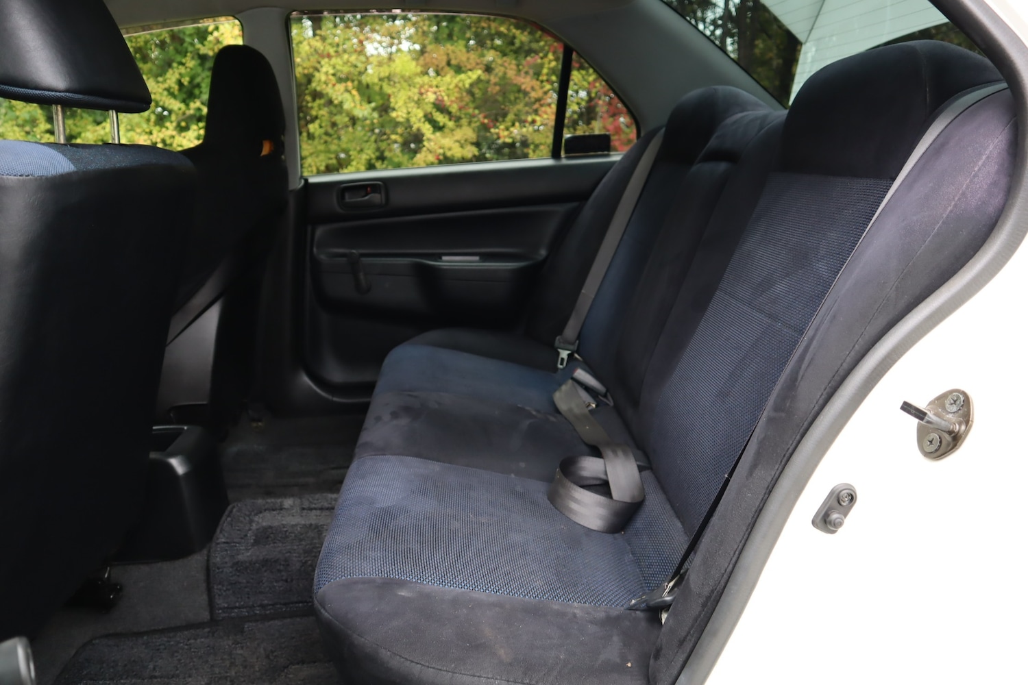 Used Mitsubishi Lancer 2002 for sale - 75926611: Photo 11