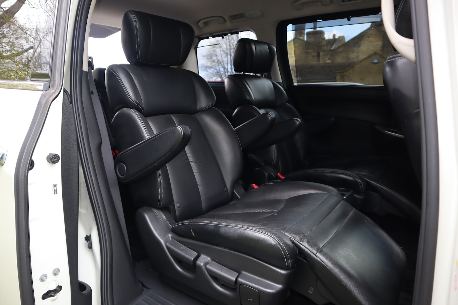 Used Nissan Elgrand 2014 for sale - 78101618: Photo 10