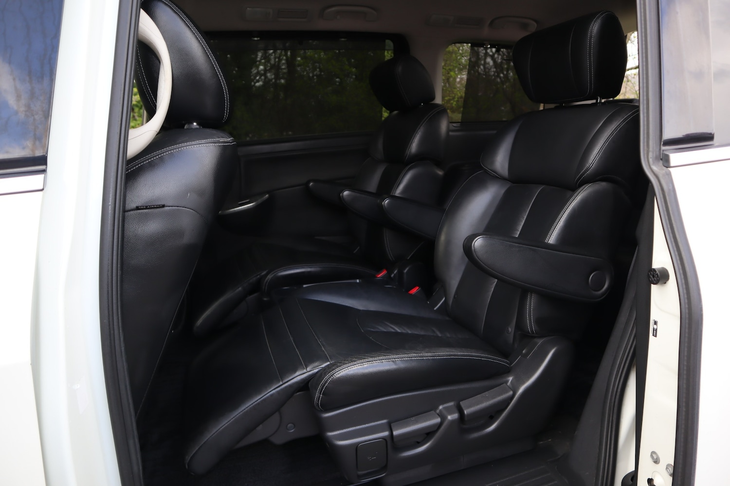 Used Nissan Elgrand 2014 for sale - 78101618: Photo 12