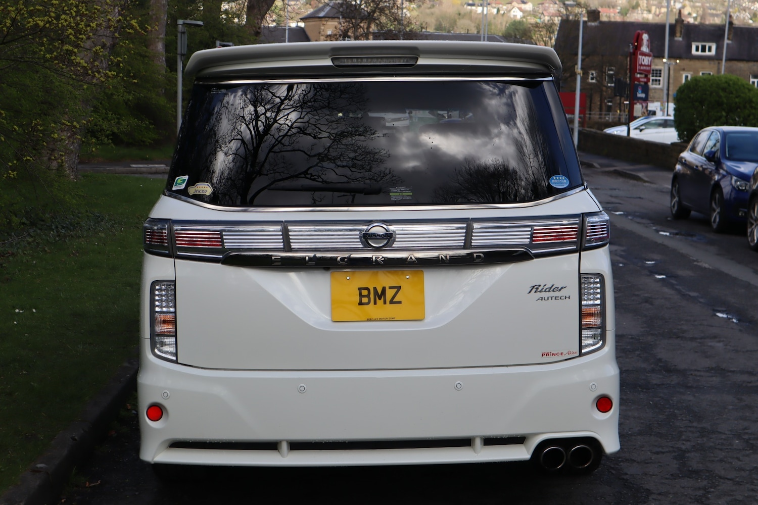 Used Nissan Elgrand 2014 for sale - 78101618: Photo 4