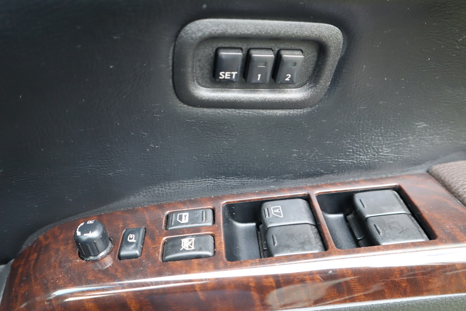 Used Nissan Elgrand 2011 for sale - 77809238: Photo 20