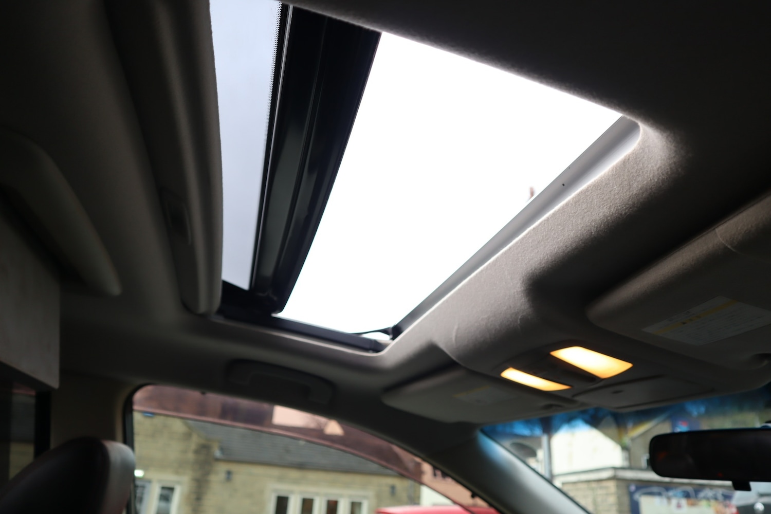 Used Nissan Elgrand 2011 for sale - 77809238: Photo 22