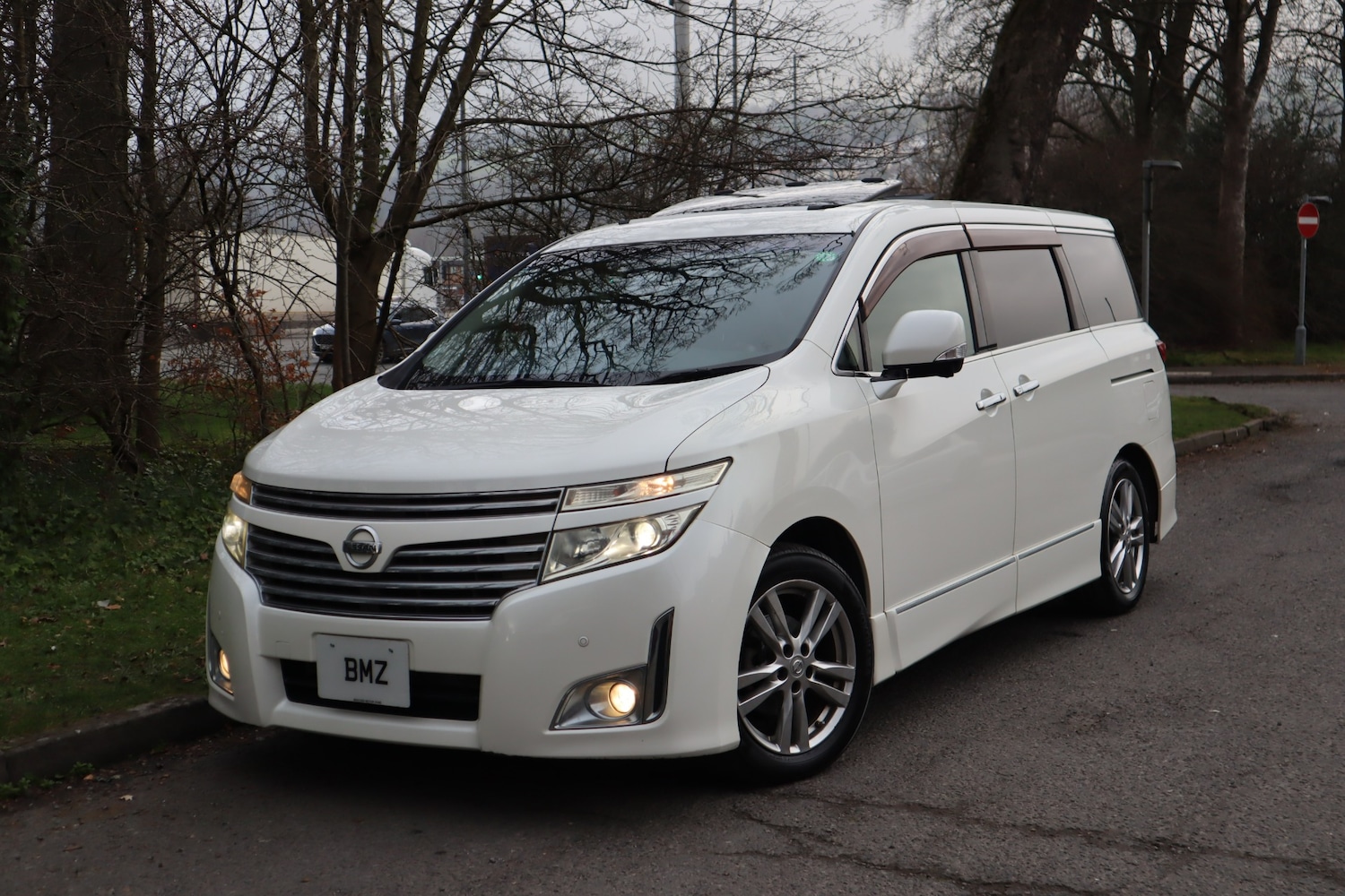 Used Nissan Elgrand 2011 for sale - 77809238: Photo 27