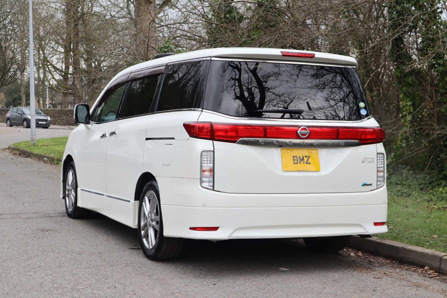 Used Nissan Elgrand 2011 for sale - 77809238: Photo 5