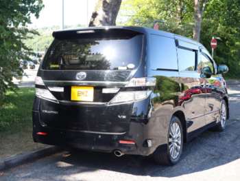 Used Toyota Vellfire 2013 for sale - 74692118: Photo