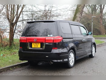 Used Honda Elysion 2007 for sale - 77509620: Photo