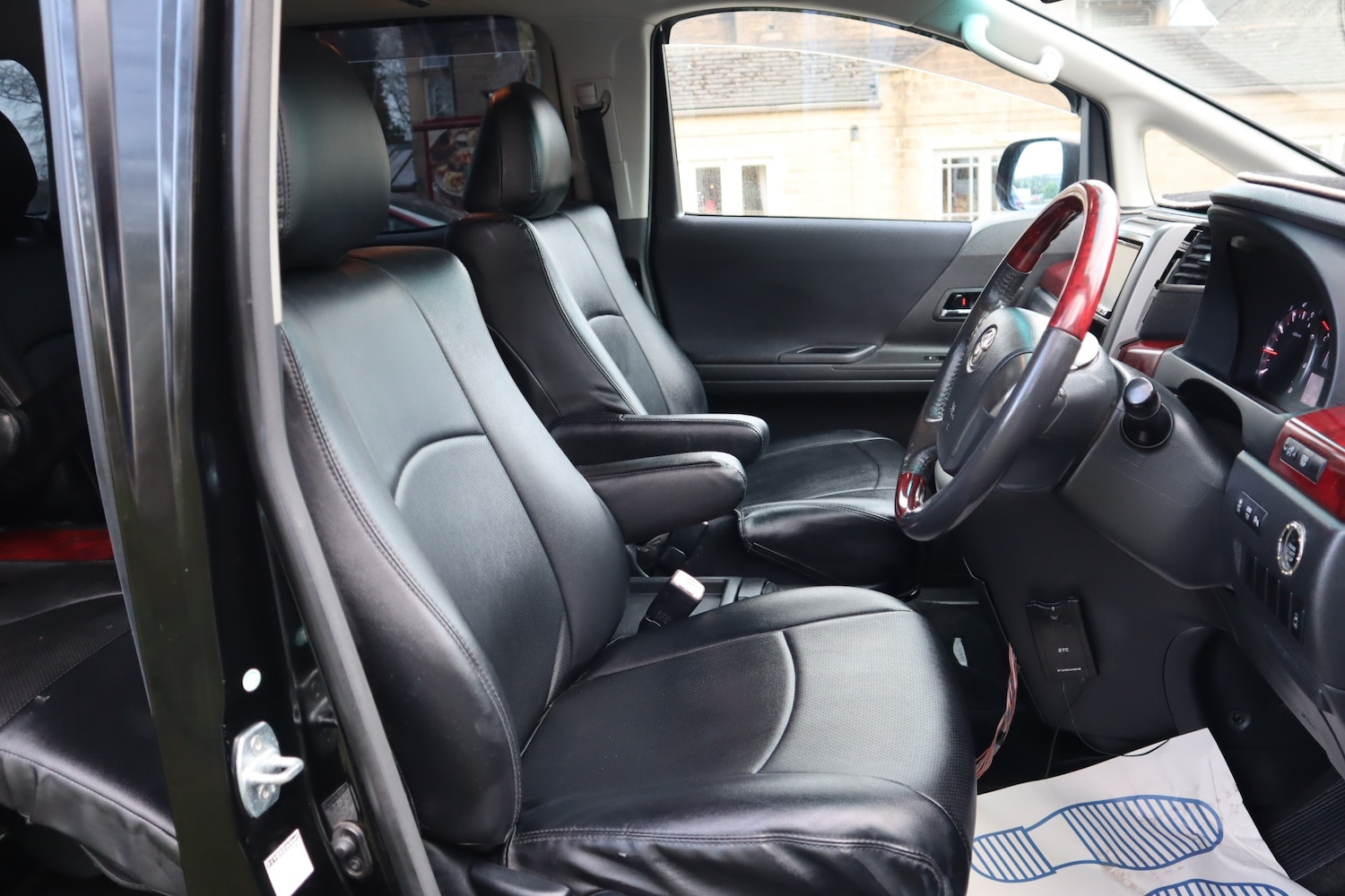 Used Toyota Alphard 2008 for sale - 77958690: Photo 9