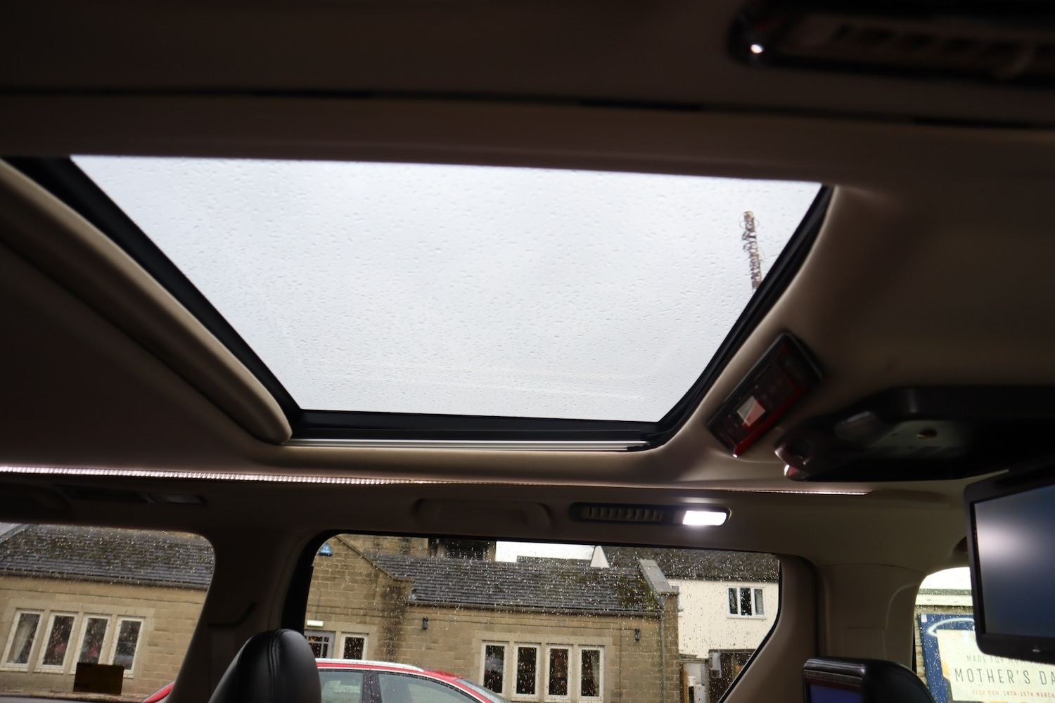 Used Toyota Vellfire 2011 for sale - 77696862: Photo 22