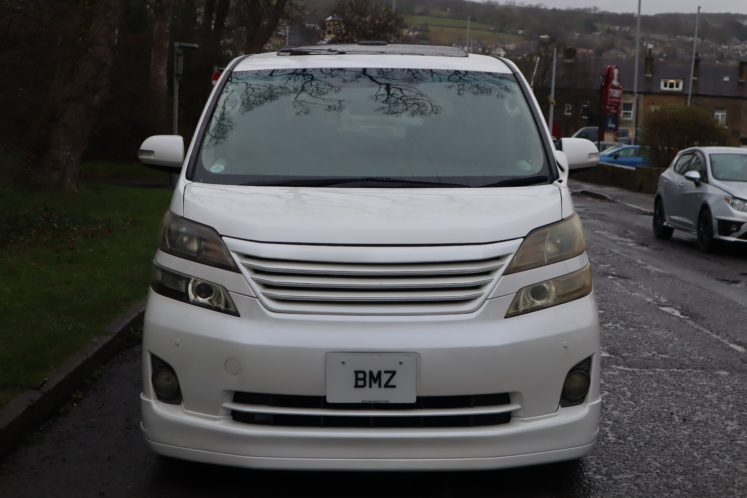 Used Toyota Vellfire 2011 for sale - 77696862: Photo 8