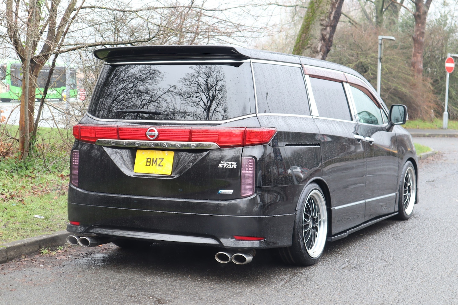 Used Nissan Elgrand 2011 for sale - 77251500: Photo 3