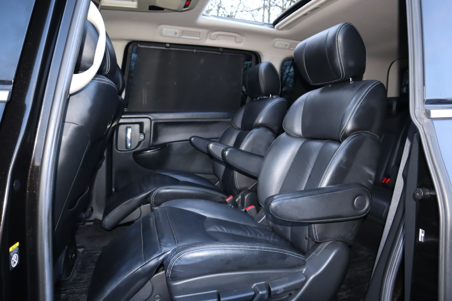 Used Nissan Elgrand 2010 for sale - 77156813: Photo 12