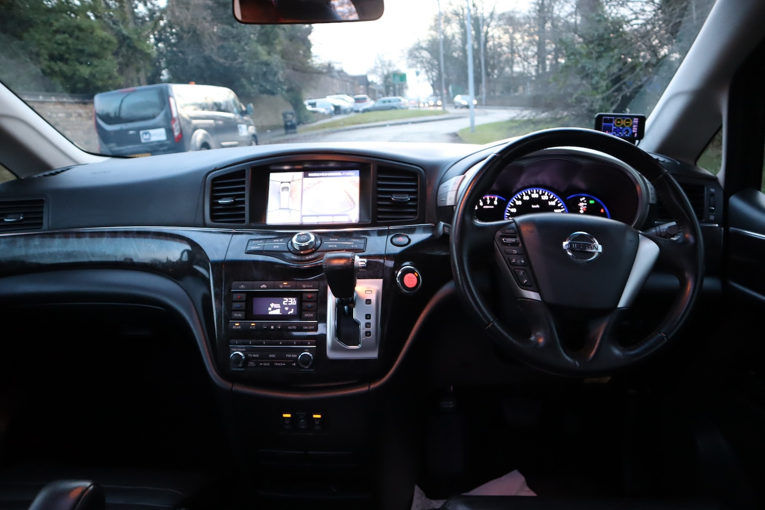 Used Nissan Elgrand 2010 for sale - 77156813: Photo 15