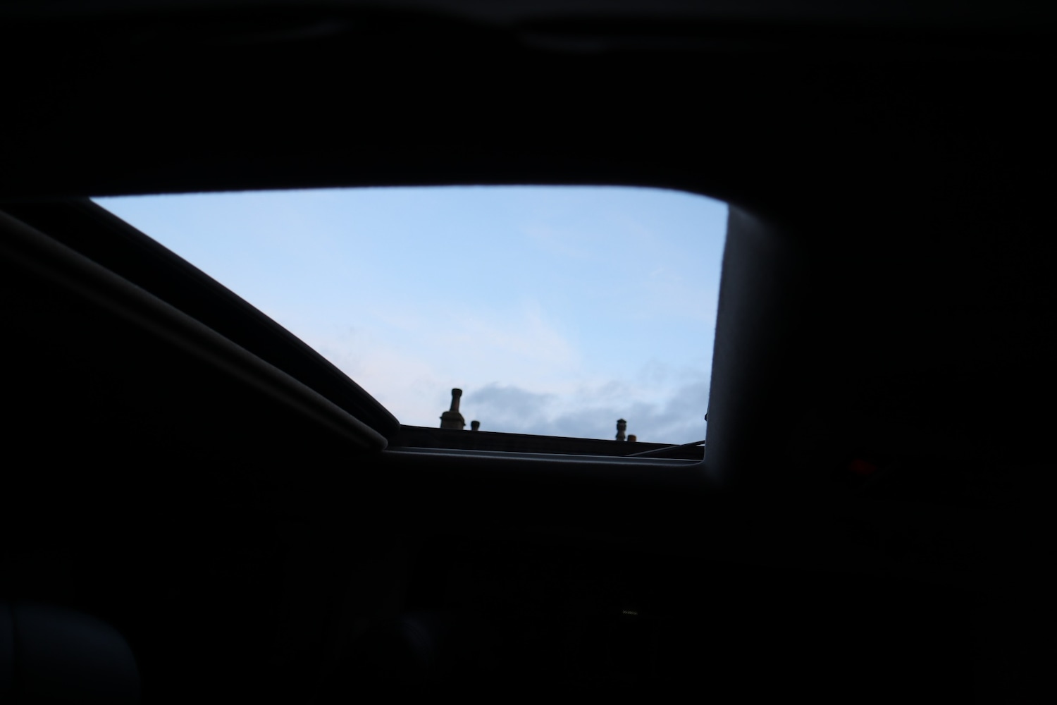 Used Nissan Elgrand 2010 for sale - 77156813: Photo 25