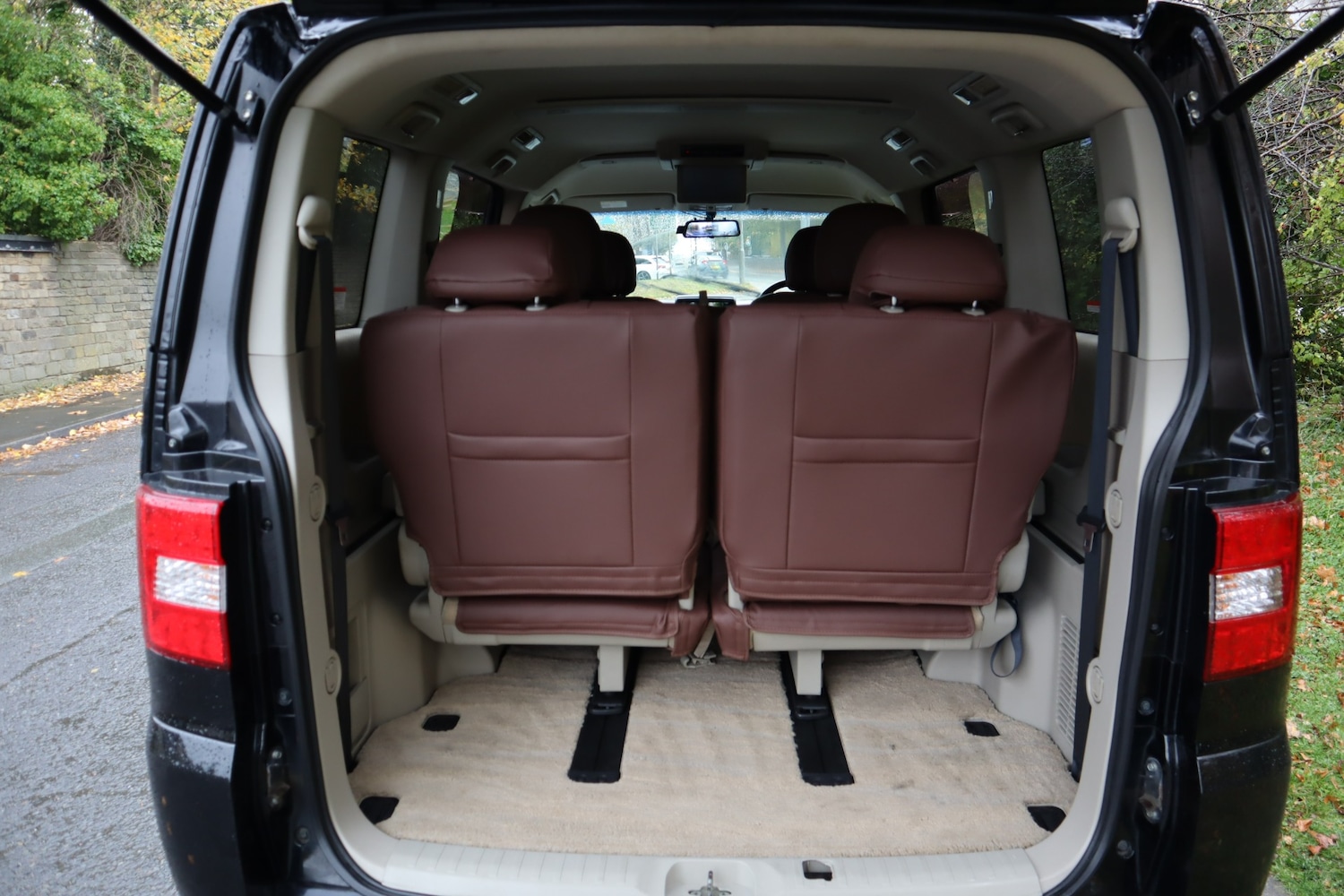 Used Mitsubishi Delica 2010 for sale - 76317255: Photo 14