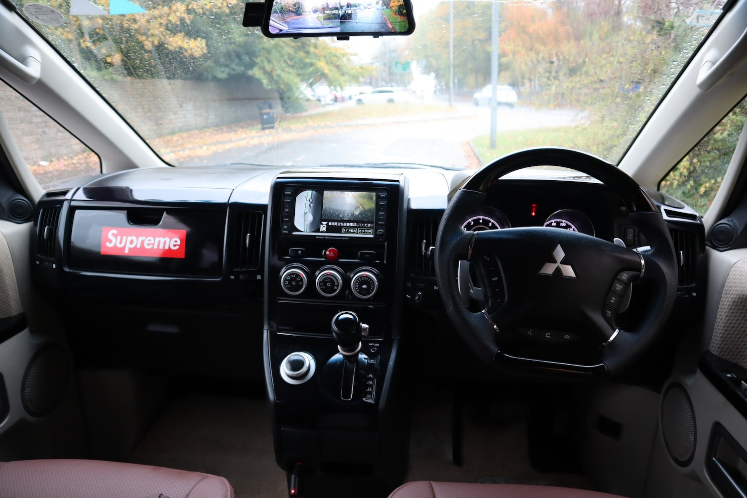 Used Mitsubishi Delica 2010 for sale - 76317255: Photo 15