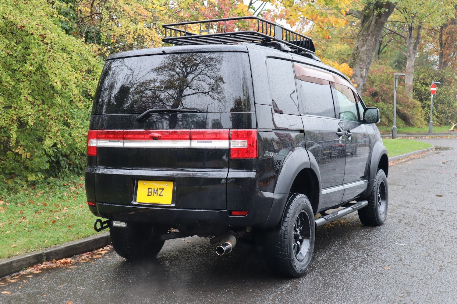 Used Mitsubishi Delica 2010 for sale - 76317255: Photo 3