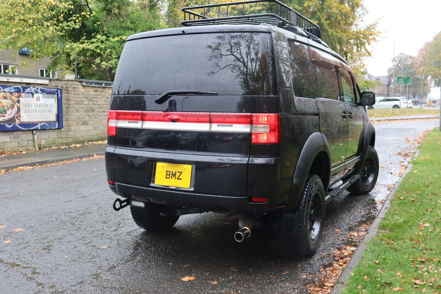 Used Mitsubishi Delica 2010 for sale - 76317255: Photo 30