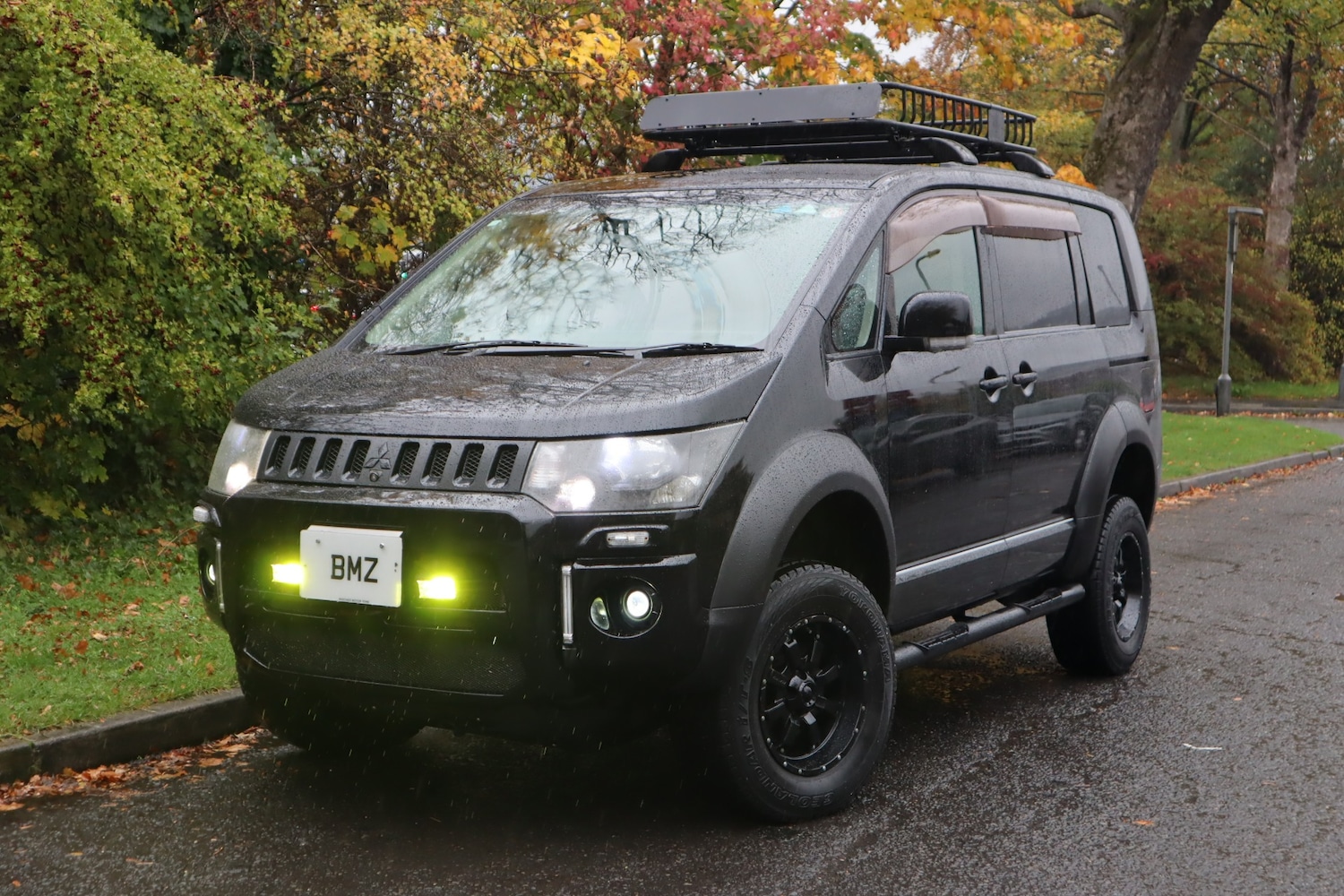 Used Mitsubishi Delica 2010 for sale - 76317255: Photo 31