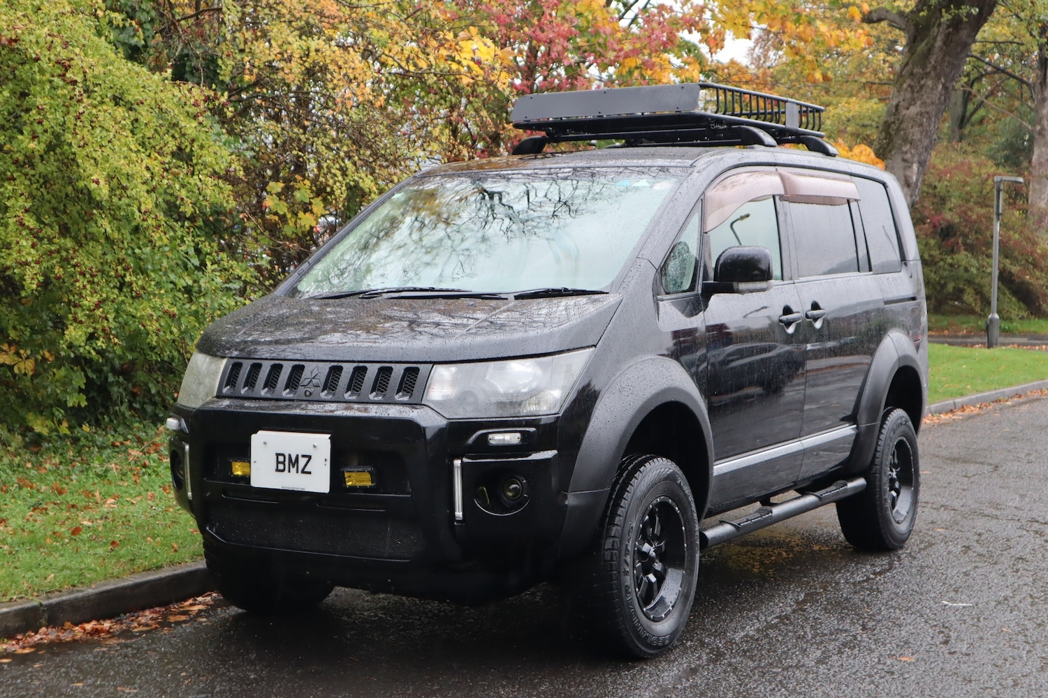 Used Mitsubishi Delica 2010 for sale - 76317255: Photo 7