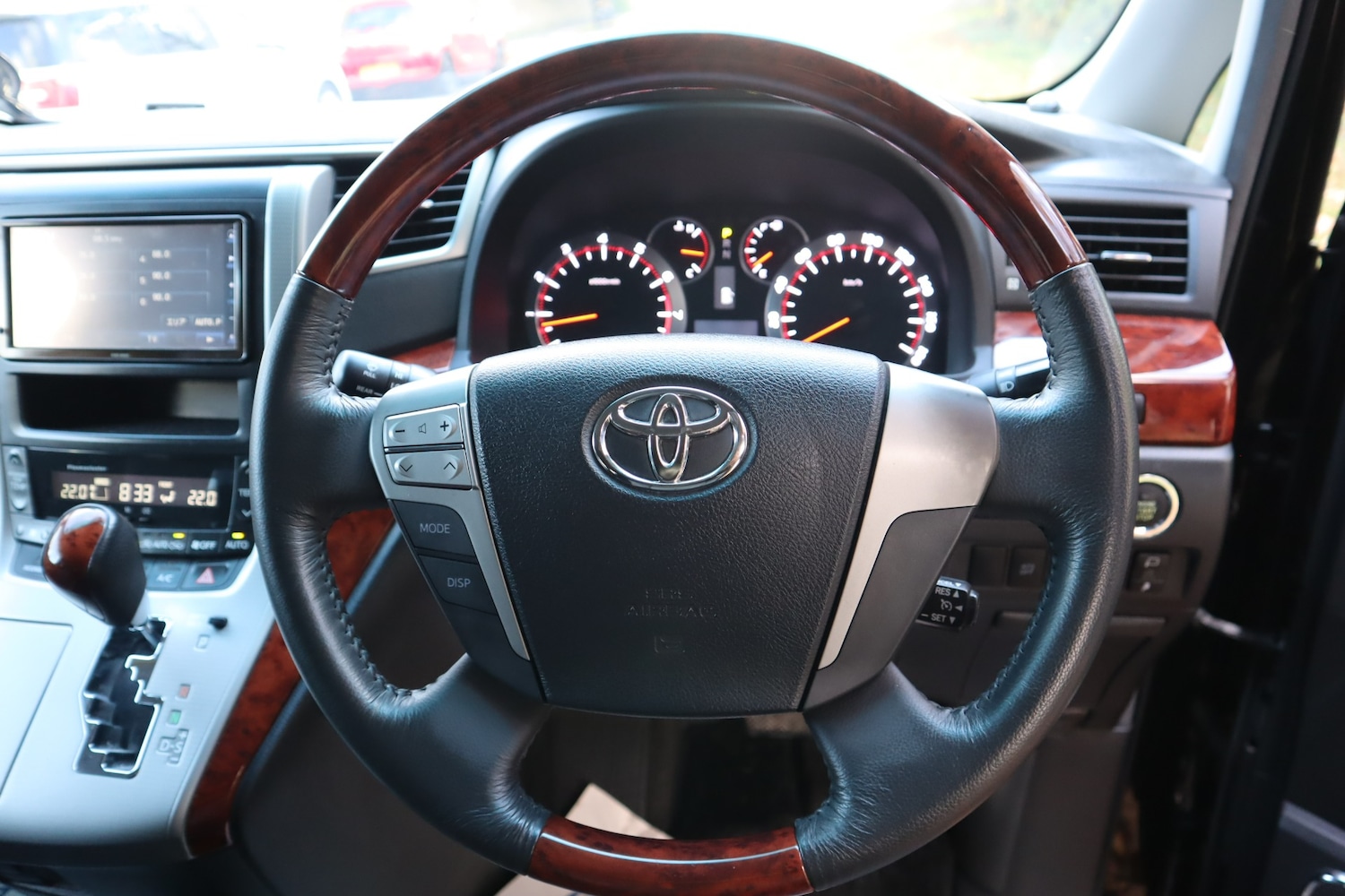 Used Toyota Vellfire 2010 for sale - 76399386: Photo 16