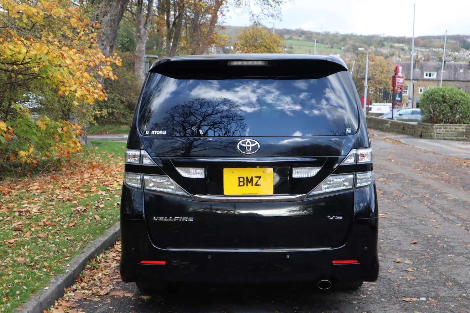 Used Toyota Vellfire 2010 for sale - 76399386: Photo 4