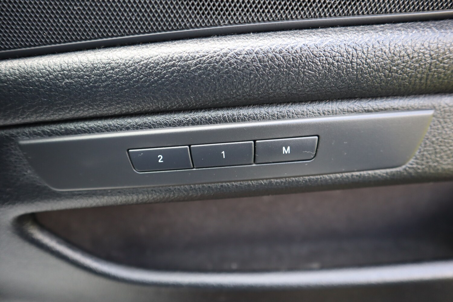 Used BMW 5 Series 2012 for sale - 77838409: Photo 20