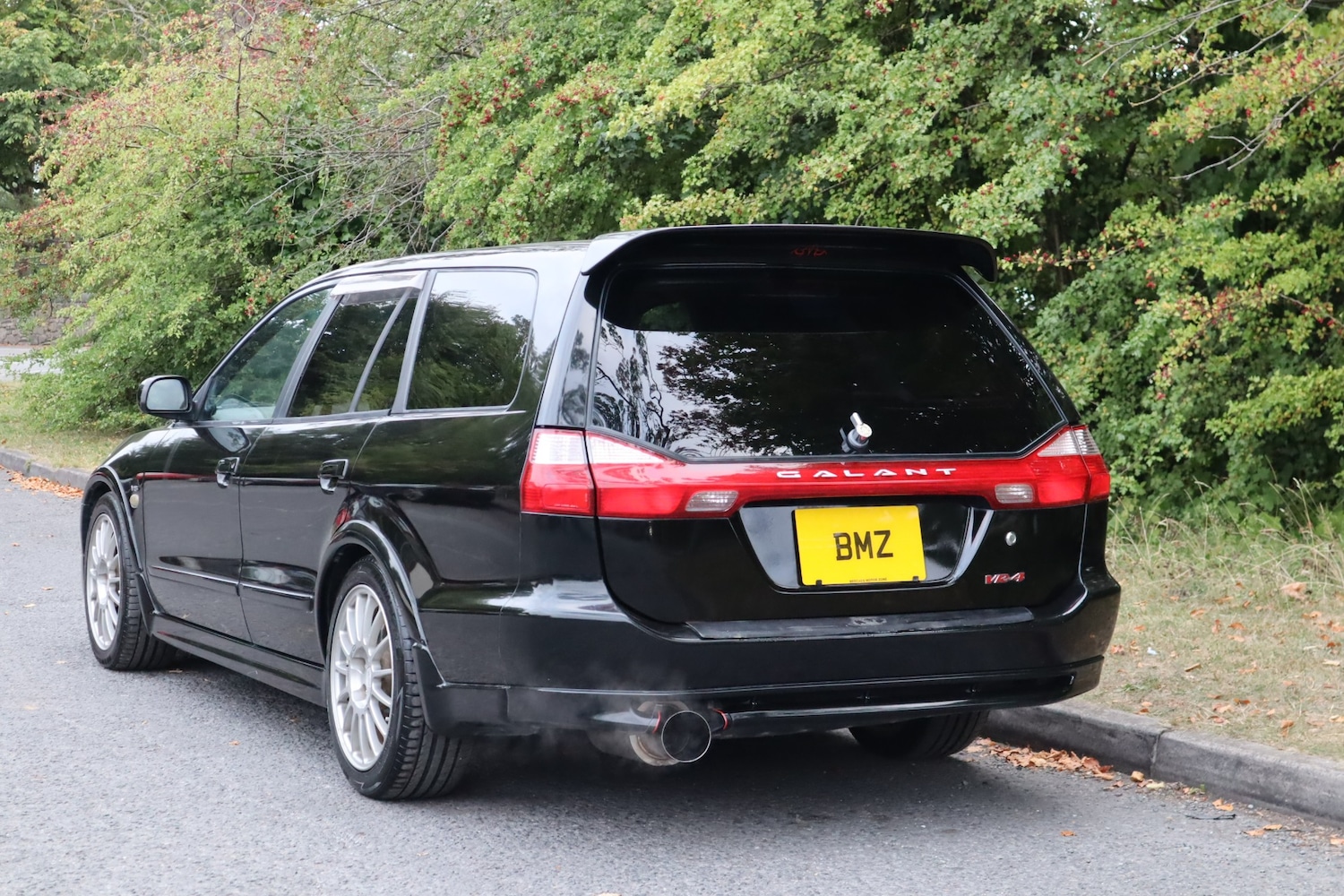 Used Mitsubishi Legnum 2002 for sale - 75657137: Photo 5
