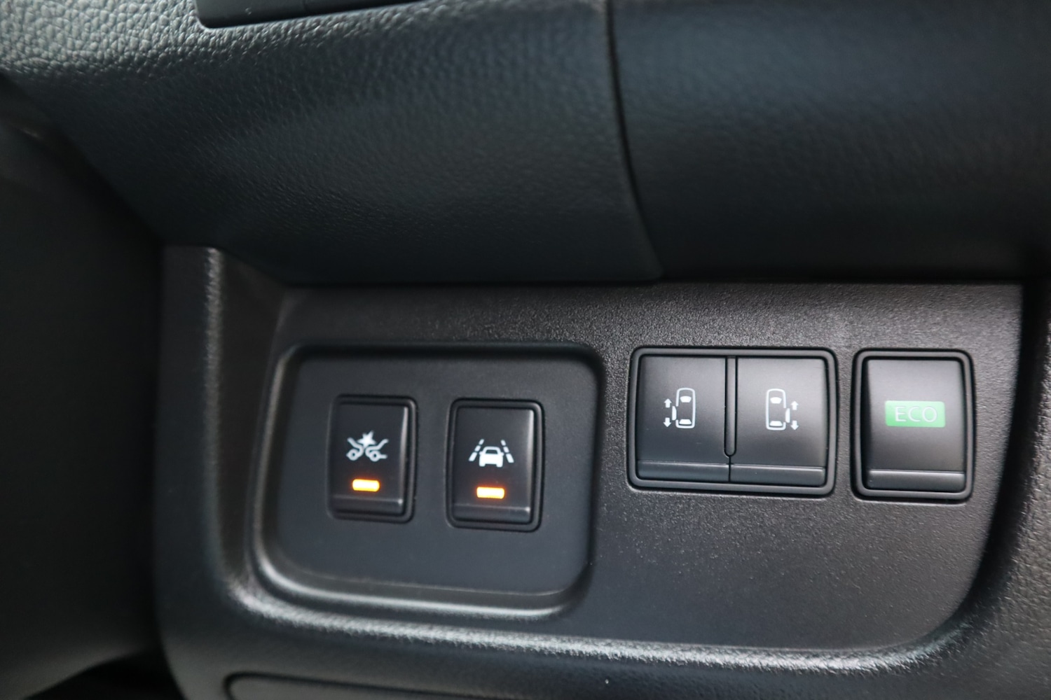 Used Nissan Serena 2015 for sale - 77128466: Photo 19