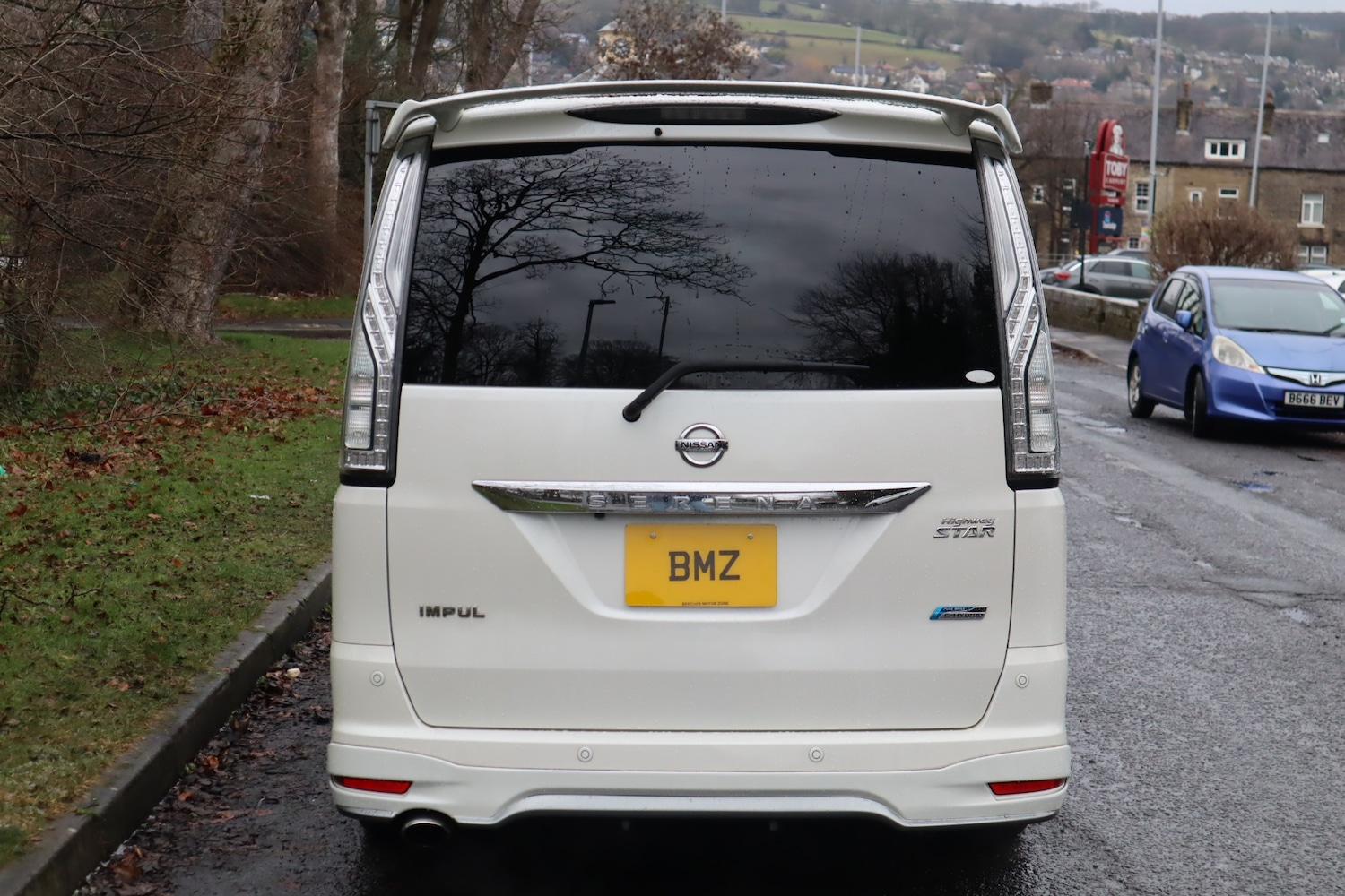 Used Nissan Serena 2015 for sale - 77128466: Photo 4