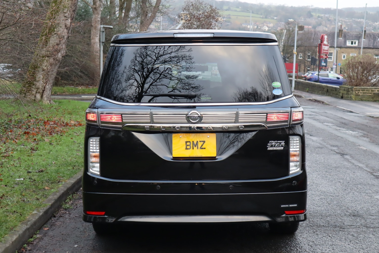 Used Nissan Elgrand 2014 for sale - 77014989: Photo 4