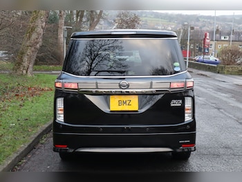 Used Nissan Elgrand 2014 for sale - 77014989: Photo