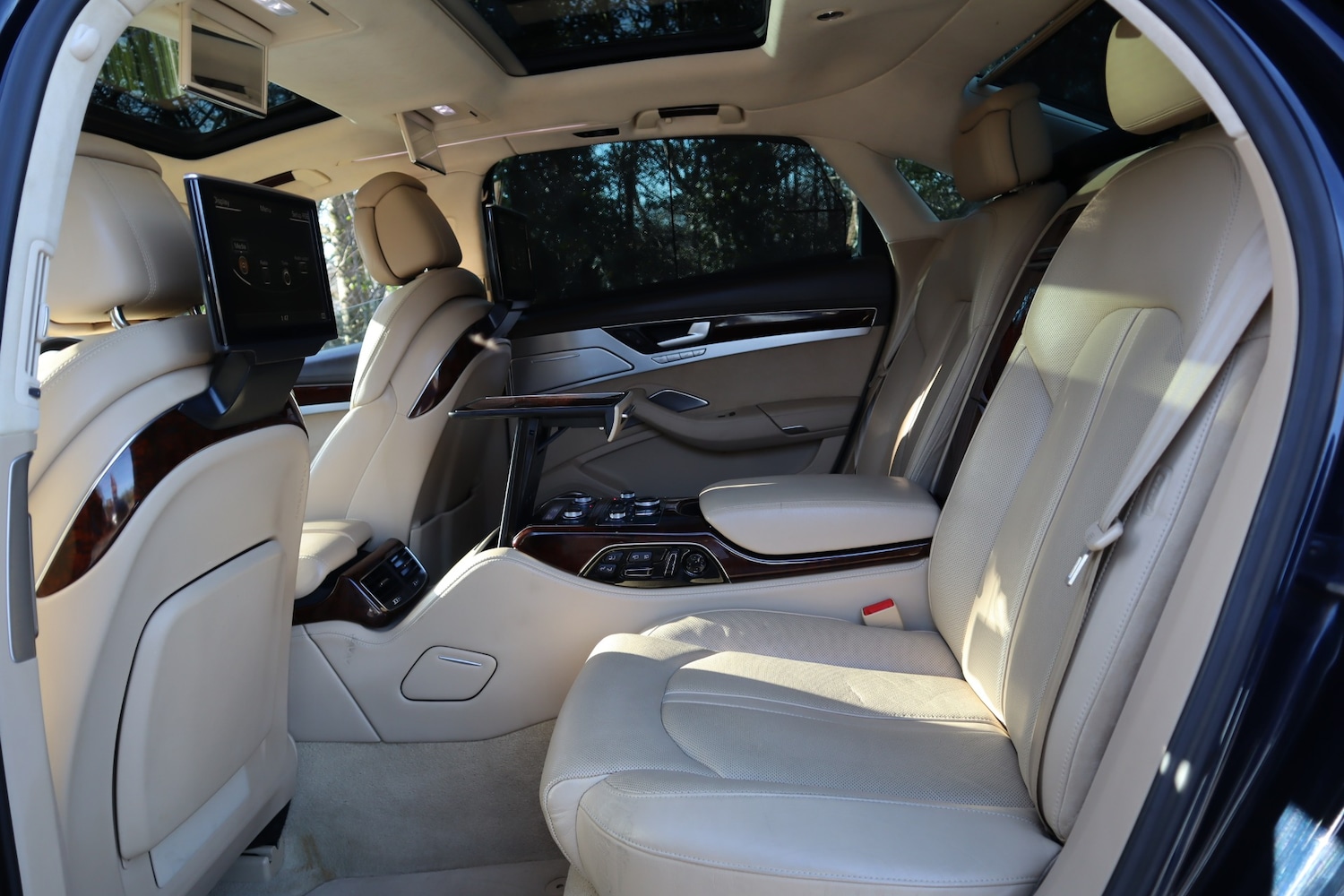 Used Audi A8 2012 for sale - 77926304: Photo 11