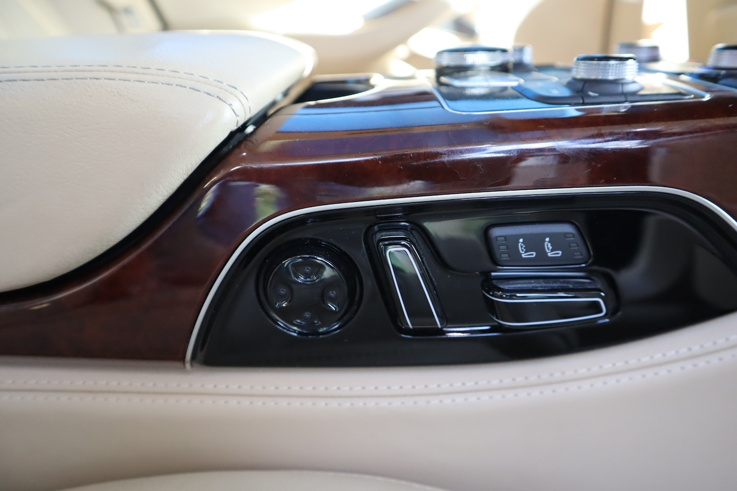 Used Audi A8 2012 for sale - 77926304: Photo 31