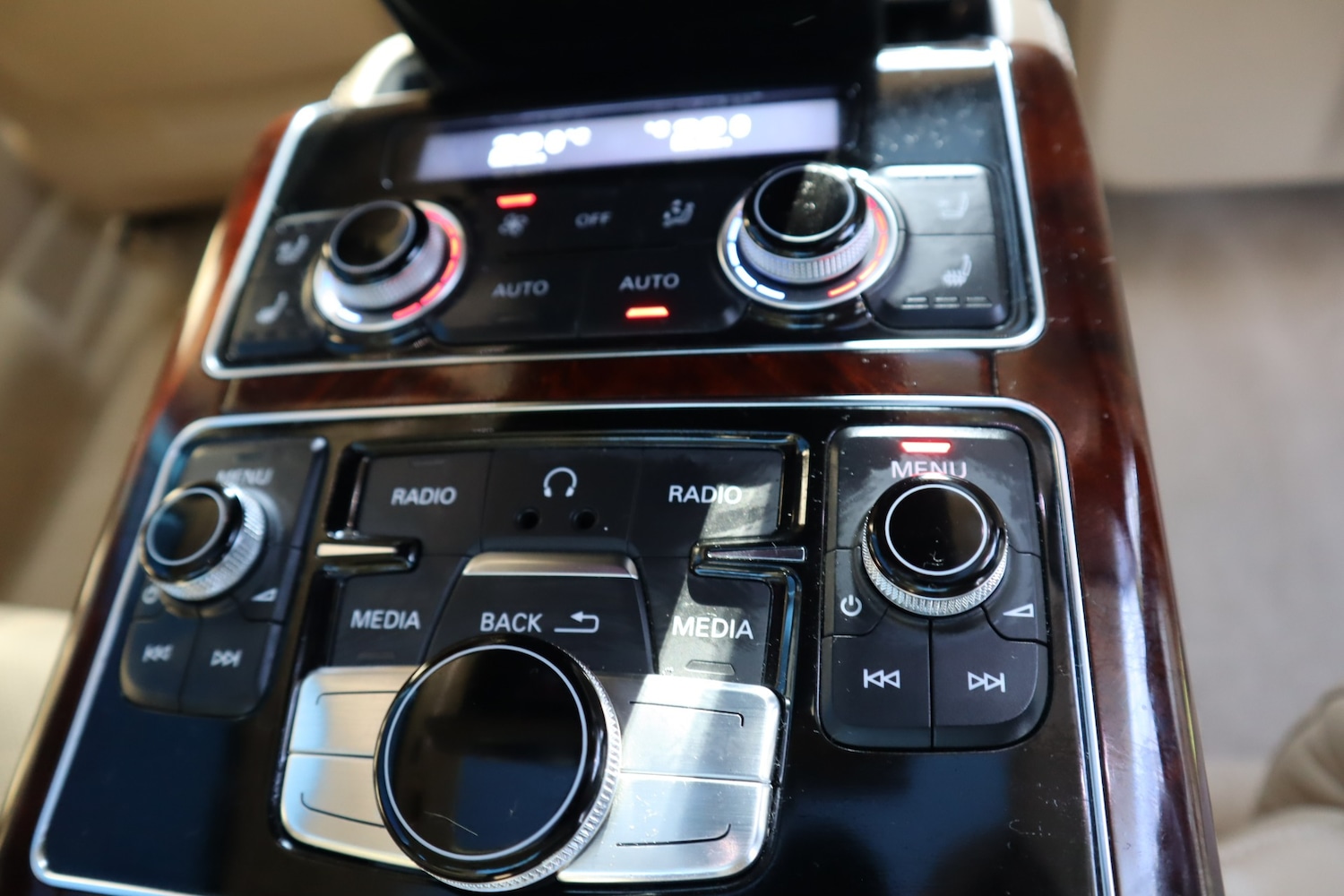 Used Audi A8 2012 for sale - 77926304: Photo 32