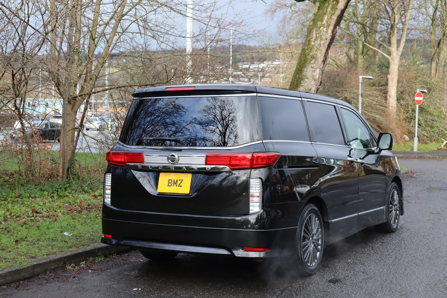 Used Nissan Elgrand 2011 for sale - 77190341: Photo 3