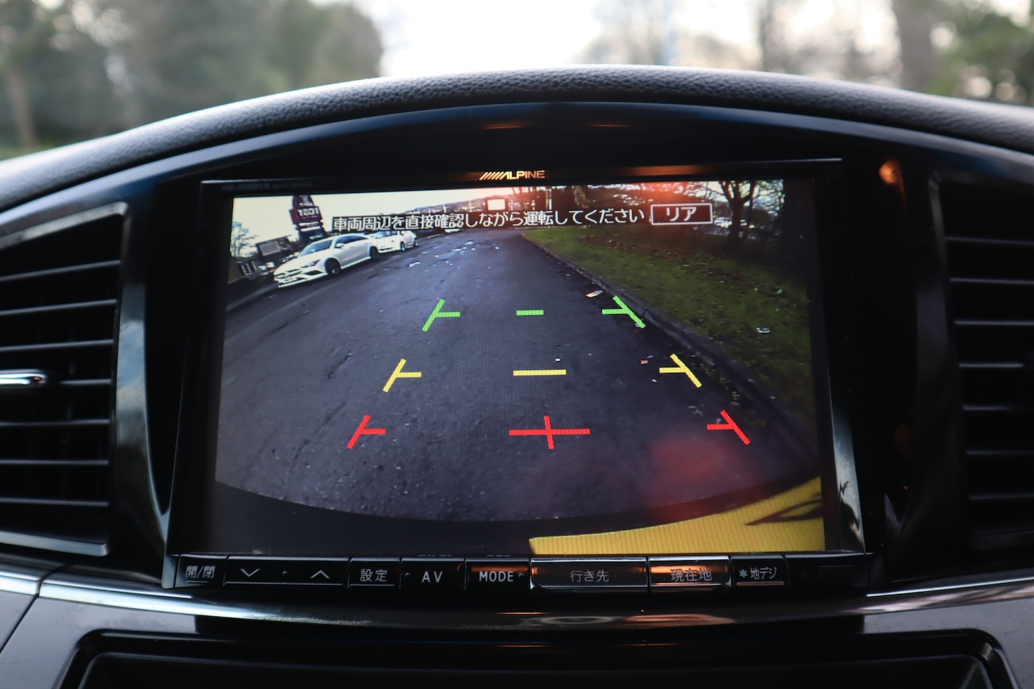 Used Nissan Elgrand 2013 for sale - 77202873: Photo 18