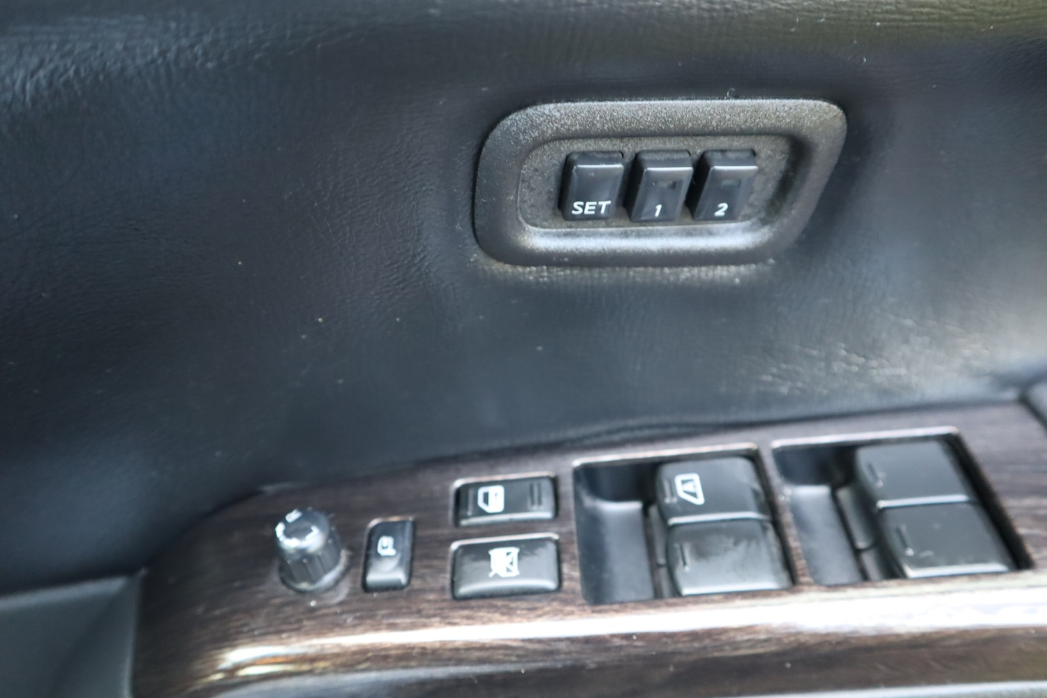 Used Nissan Elgrand 2013 for sale - 77202873: Photo 20