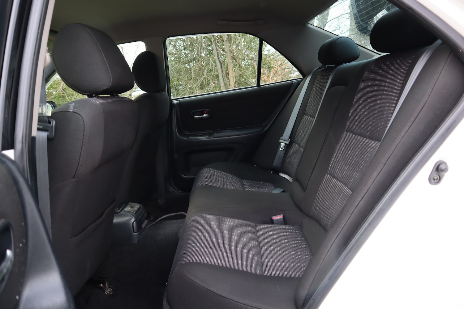 Used Toyota Altezza 2000 for sale - 77909863: Photo 11