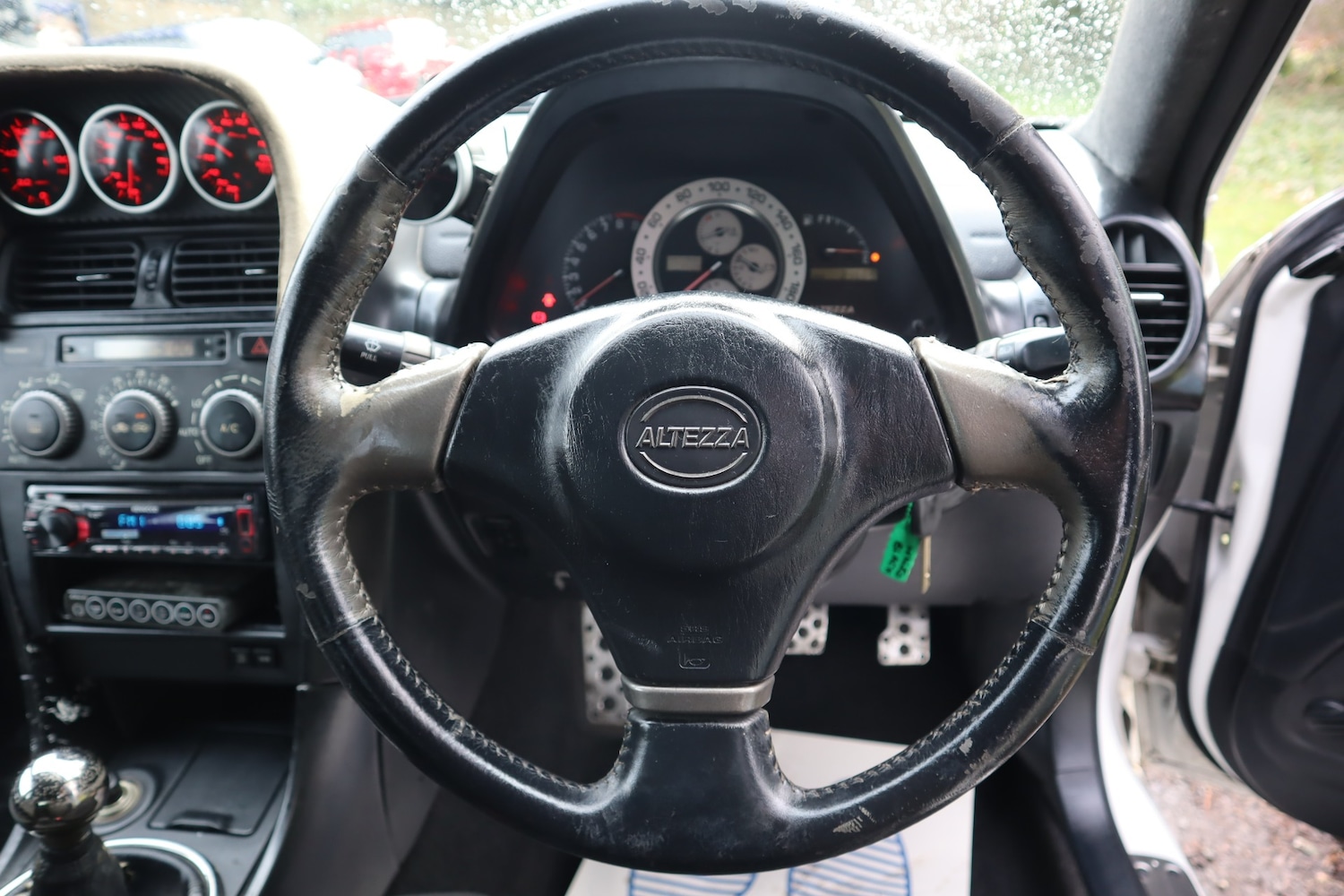 Used Toyota Altezza 2000 for sale - 77909863: Photo 15