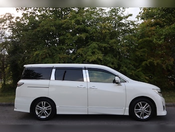 Used Nissan Elgrand 2012 for sale - 75551597: Photo