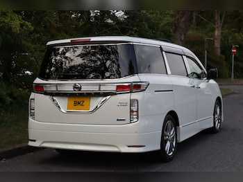 Used Nissan Elgrand 2012 for sale - 75551597: Photo