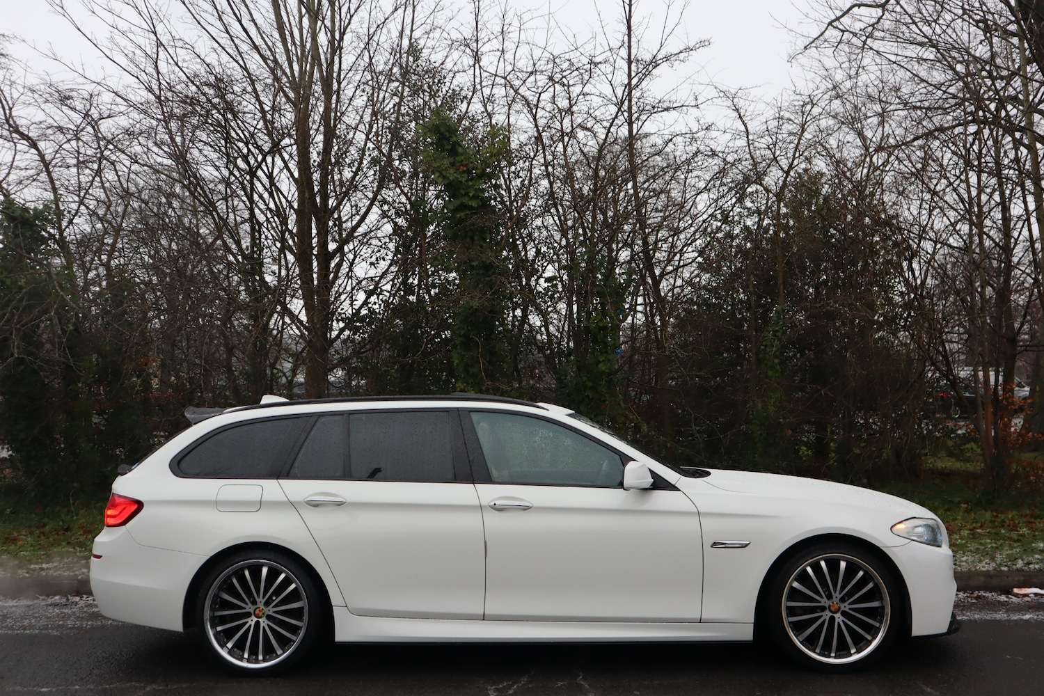 Used BMW 5 Series 2010 for sale - 77127385: Photo 2