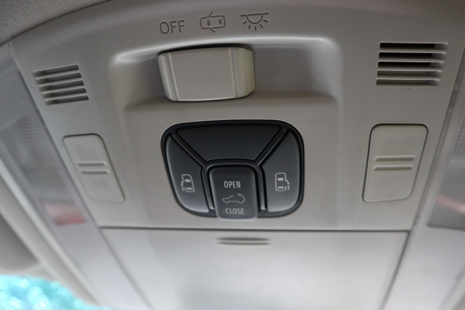 Used Toyota Vellfire 2008 for sale - 78062373: Photo 19