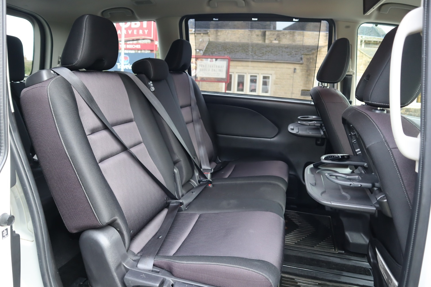 Used Nissan Serena 2019 for sale - 77549264: Photo 10