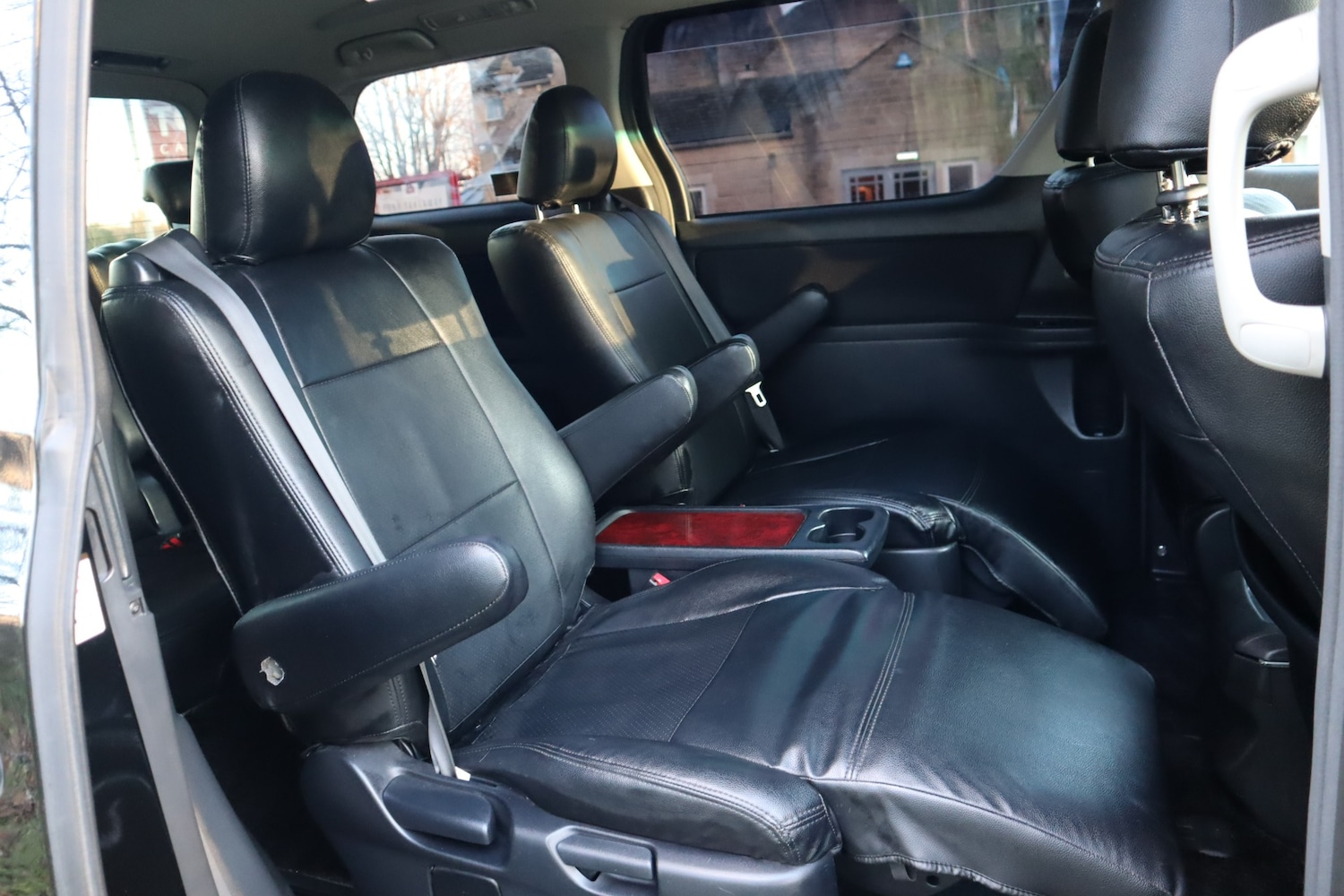 Used Toyota Vellfire 2010 for sale - 77241148: Photo 10